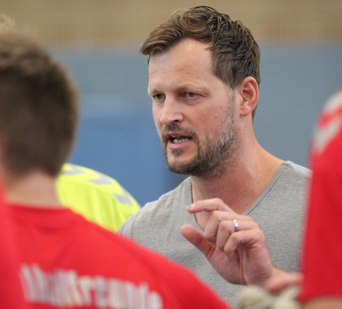 Unzufrieden mit seinem Team: Dennis Kötter. (Foto: Heidrun Riese)