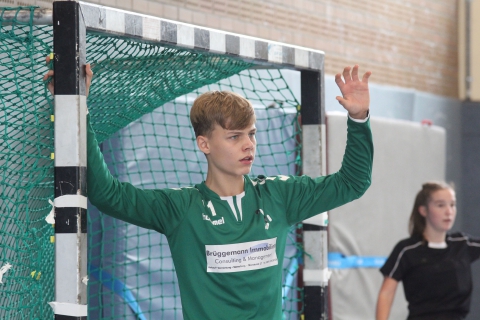 Max Schuhmanns konstant starke Leistungen im Tor trugen maßgeblich dazu bei, dass die Handballfreunde eine verlustpunktfreie Bezirksoberliga-Qualifikation spielen konnten. (Foto: Heidrun Riese)