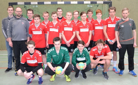 Zufrieden mit dem Saisonverlauf: Die B-Junioren der Handballfreunde bezwangen zum Abschluss Telgte mit 25:17. (Foto: Heidrun Riese)