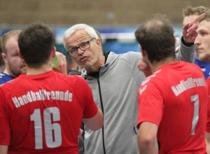 Martin Halfmann in seinem Element. Der Coach hinterlässt bei den Handballfreunden eine Lücke. (Foto: Heidrun Riese)