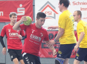 Maik Ruck muss sich mit den Handballfreunden durchbeißen. Ein Sieg in Kattenvenne wäre schon eine echte Überraschung. (Foto: Heidrun Riese)