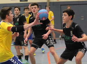 Aufmerksames Geschwisterpaar bei der HF-Reserve: Marcel (l.) und Lucas Knollmann. (Foto: Heidrun Riese)