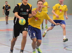 Zu oft scheiterten Mattis Dömer (l.) und die Handballfreunde am Torwart des Gegners. (Foto: Heidrun Riese)