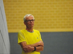 Trainerwechsel: Martin Halfmann löst Rainer Nowack (kleines Bild) ab und übernimmt ab dem Sommer die sportliche Verantwortung für die Herrenmannschaft der Handballfreunde. Foto: Heimspiel / Mario Witthake