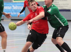 Max Altenburger hatte sich mit den Handballfreunden eine deutliche Führung herausgespielt, doch die schmolz schnell zusammen. (Foto: Heidrun Riese)